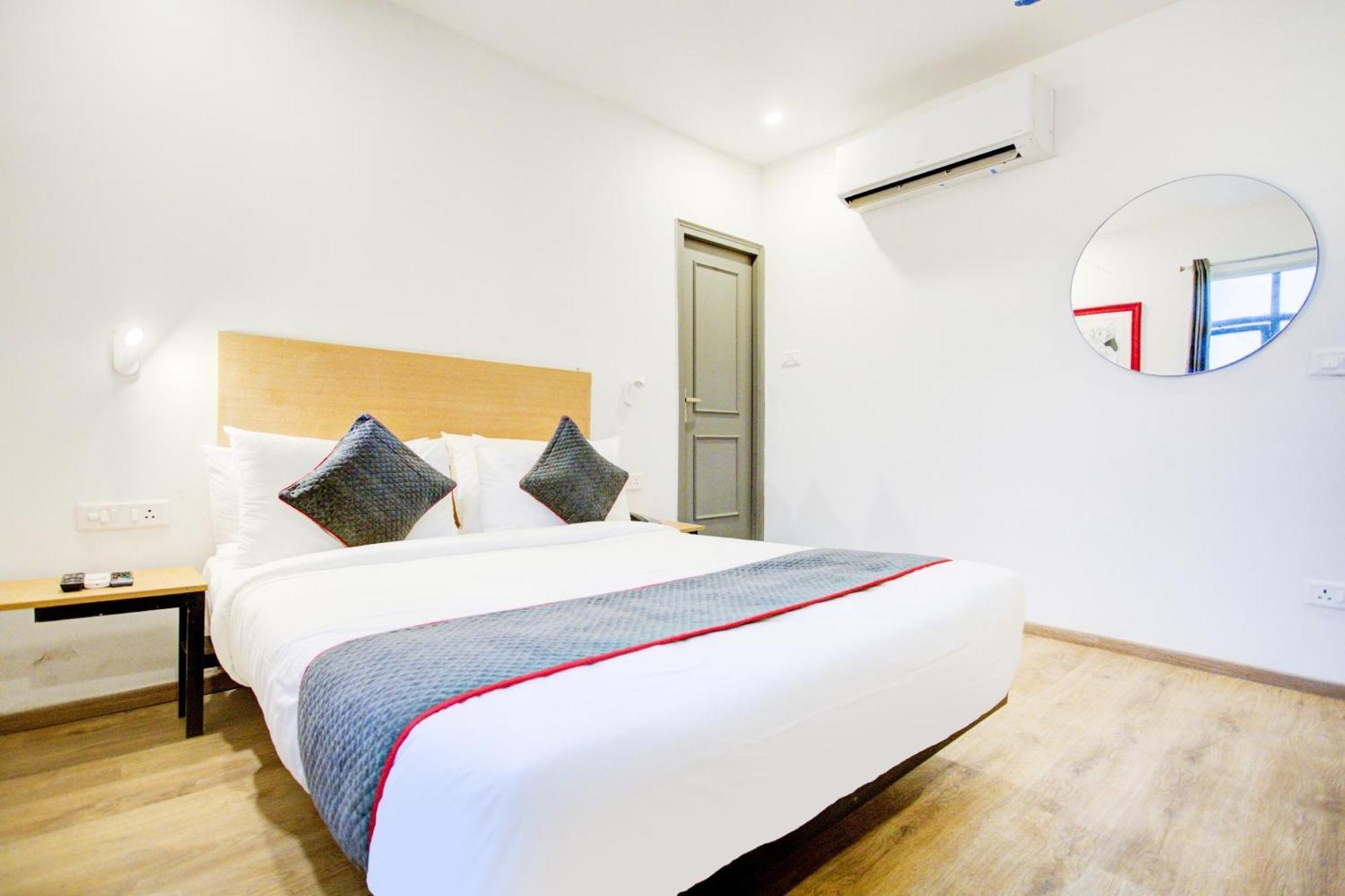 Townhouse Townhouse Atal Chowk Indirapuram กาเซียบัด ภายนอก รูปภาพ