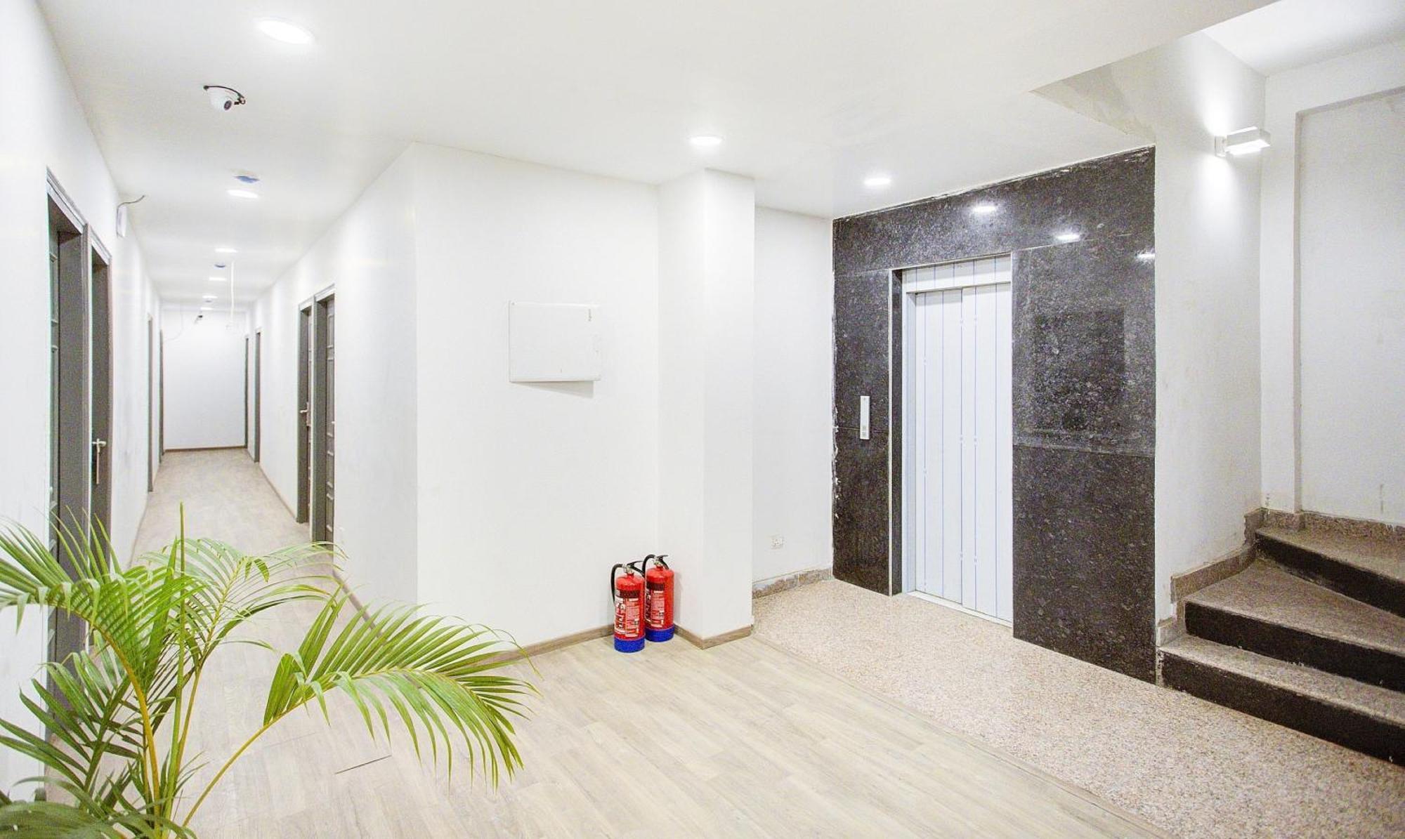 Townhouse Townhouse Atal Chowk Indirapuram กาเซียบัด ภายนอก รูปภาพ