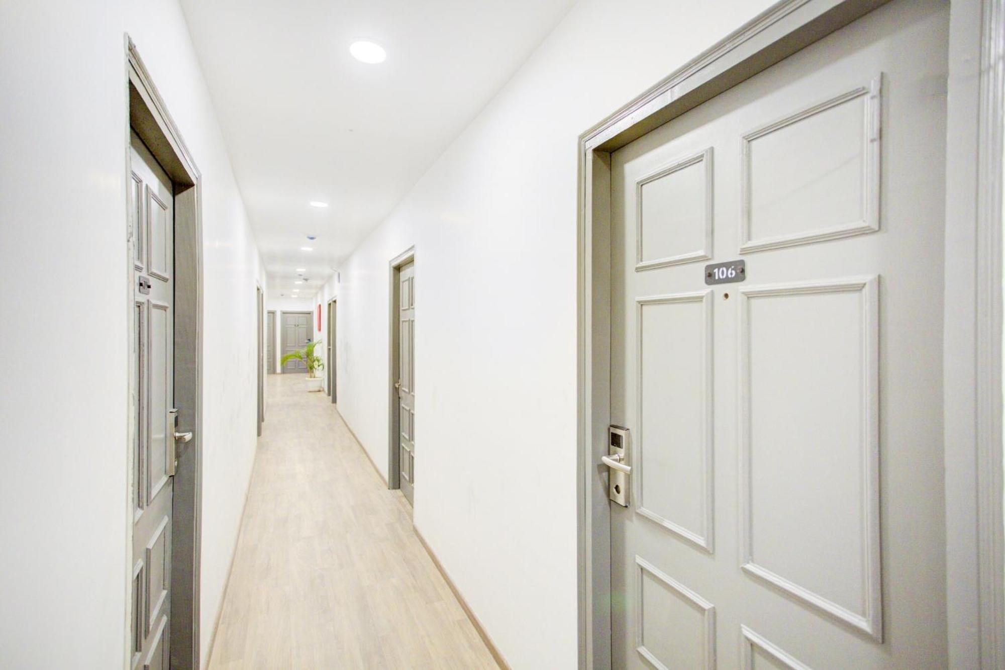 Townhouse Townhouse Atal Chowk Indirapuram กาเซียบัด ภายนอก รูปภาพ