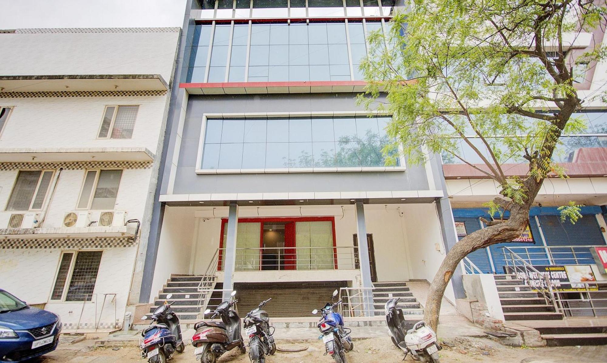 Townhouse Townhouse Atal Chowk Indirapuram กาเซียบัด ภายนอก รูปภาพ